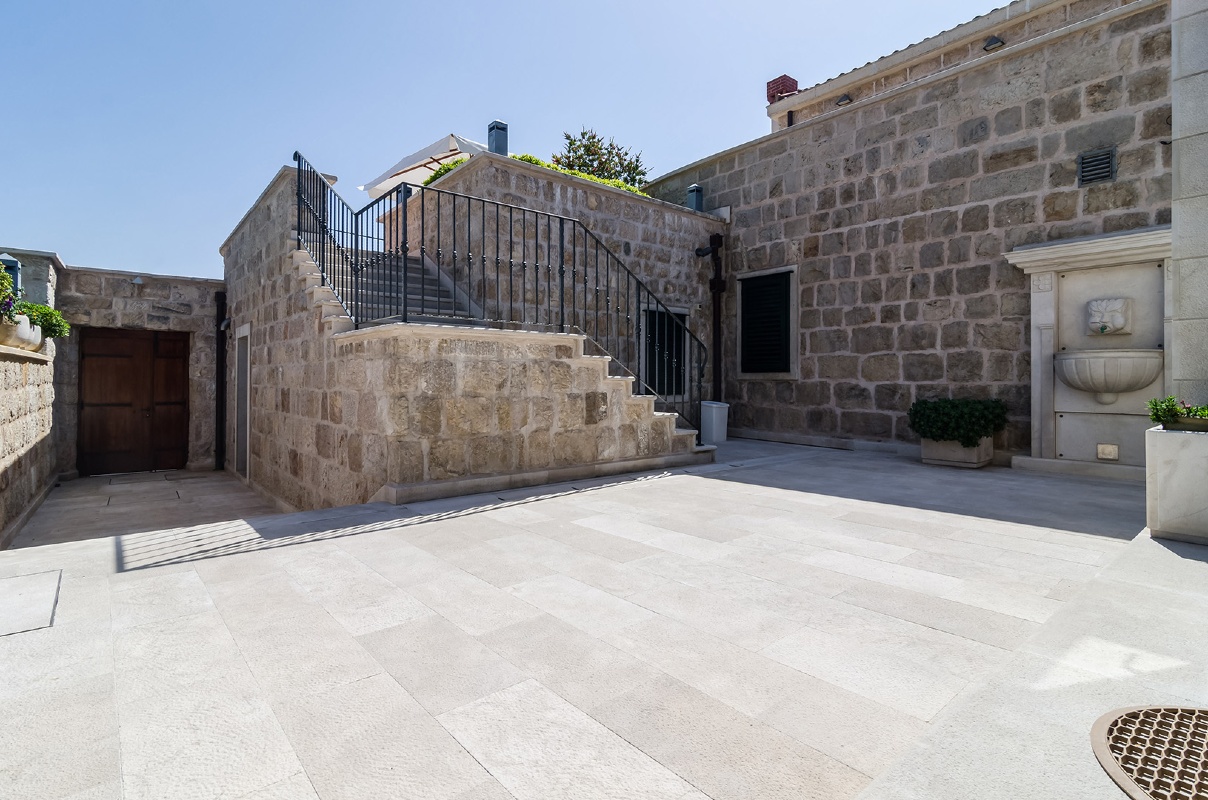 Studio Antica, Apartment with private swimming pool