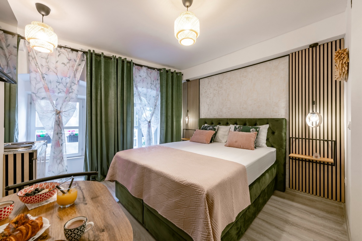 Old Town FANtastic 1