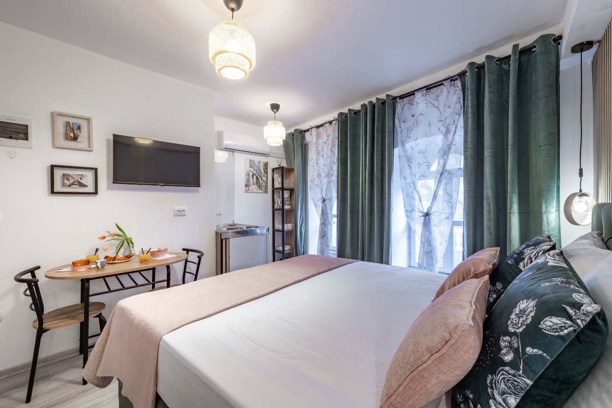 Old Town FANtastic 1