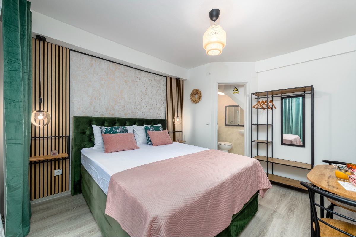 Old Town FANtastic 1