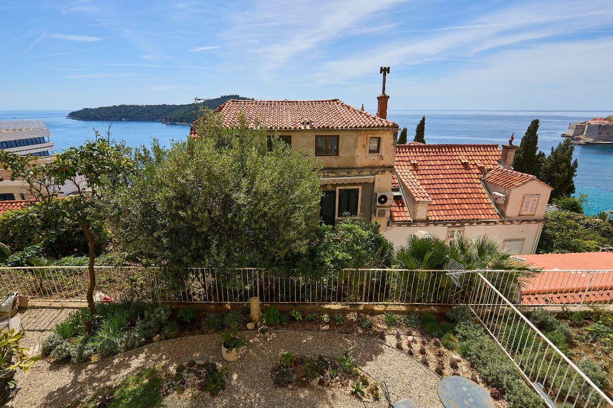 Apartment Hedera A9 - Ploce area, above the Old Town of Dubrovnik