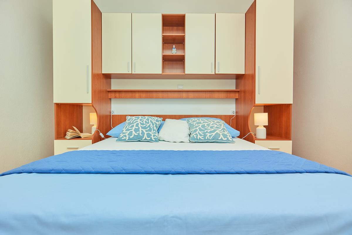 Apartments Zelic Tucepi Blue Apartment 1321, Tučepi, Makarska Riviera, Split region