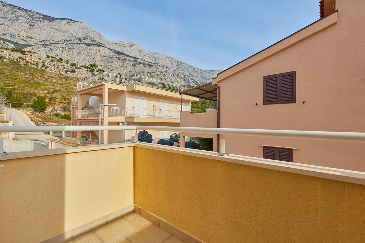Apartments Zelic Tucepi Blue Apartment 1321, Tučepi, Makarska Riviera, Split region