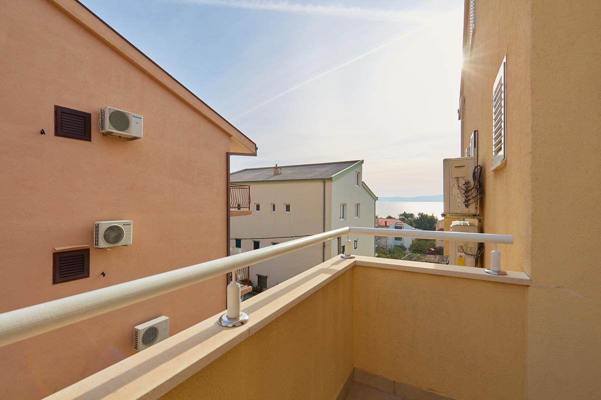 Apartments Zelic Tucepi Blue Apartment 1321, Tučepi, Makarska Riviera, Split region