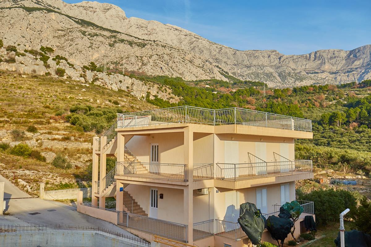 Apartments Zelic Tucepi Blue Apartment 1321, Tučepi, Makarska Riviera, Split region