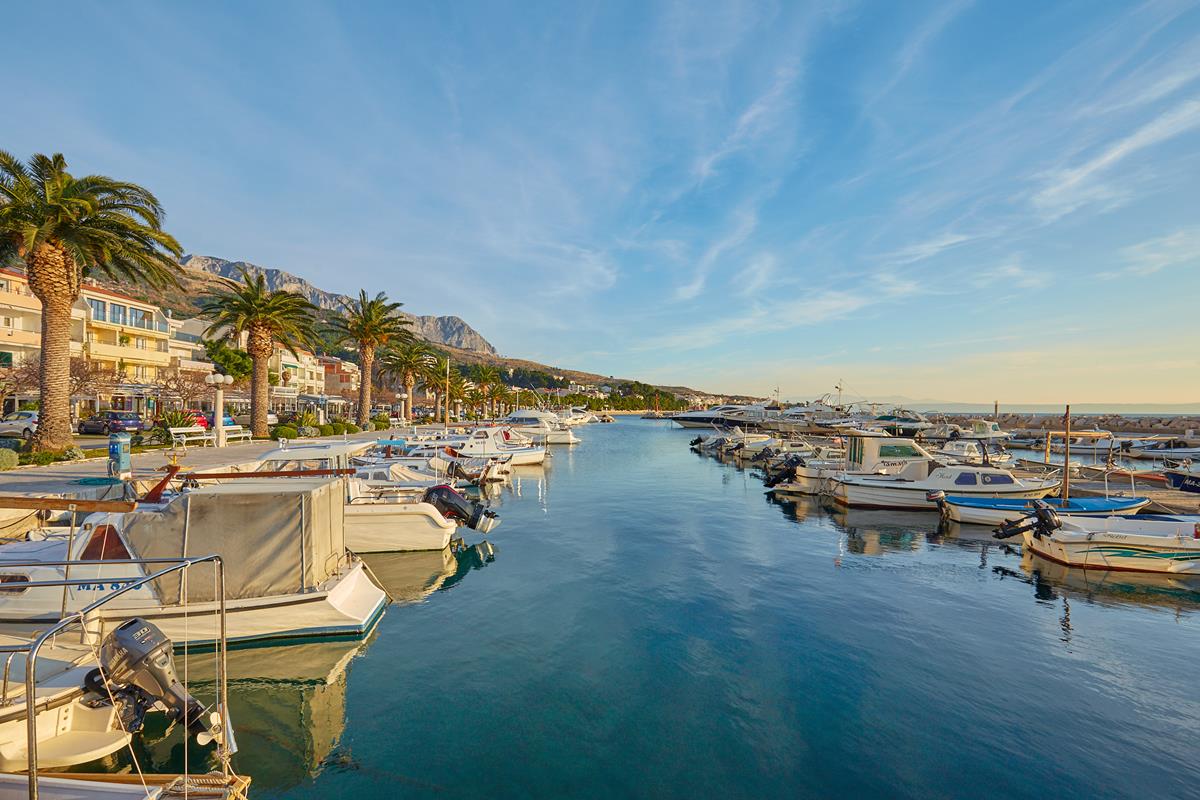 Apartments Zelic Tucepi Blue Apartment 1321, Tučepi, Makarska Riviera, Split region