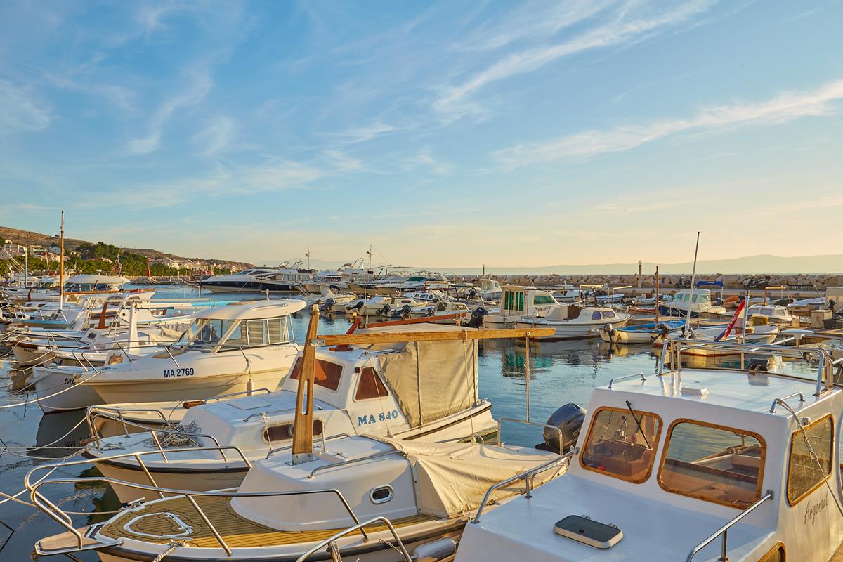 Apartments Zelic Tucepi Blue Apartment 1321, Tučepi, Makarska Riviera, Split region