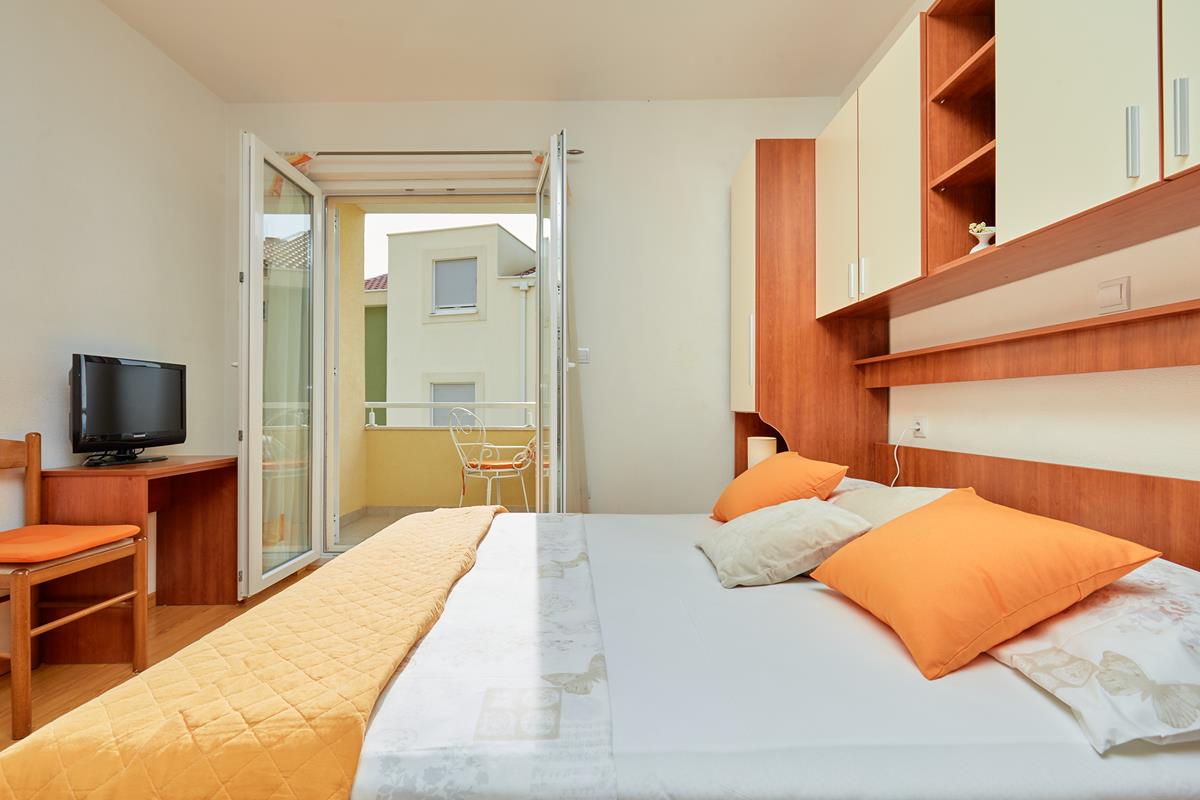 Apartments Zelic Tucepi S5 1318, Tučepi, Makarska Riviera, Split region