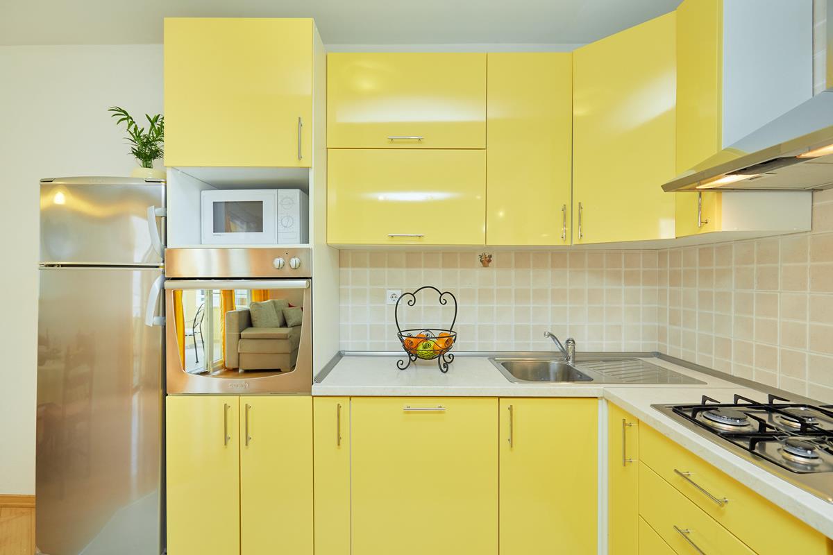 Apartments Zelic Tucepi Yellow  Apartment 1322, Tučepi, Makarska Riviera, Split region